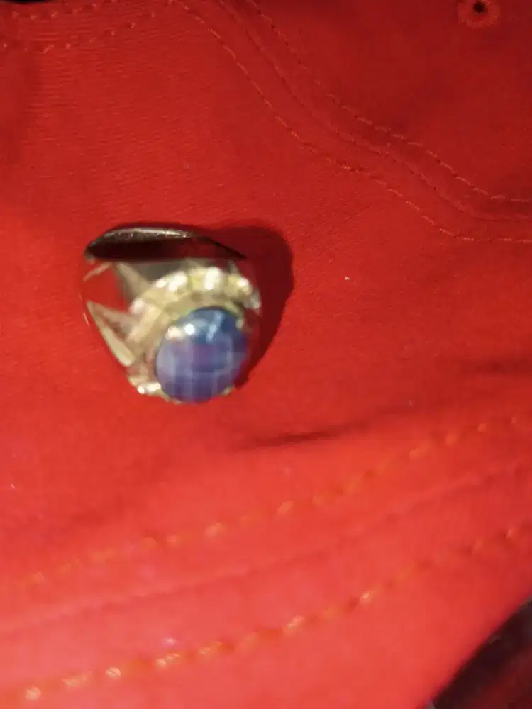 Batu akik biru berserat