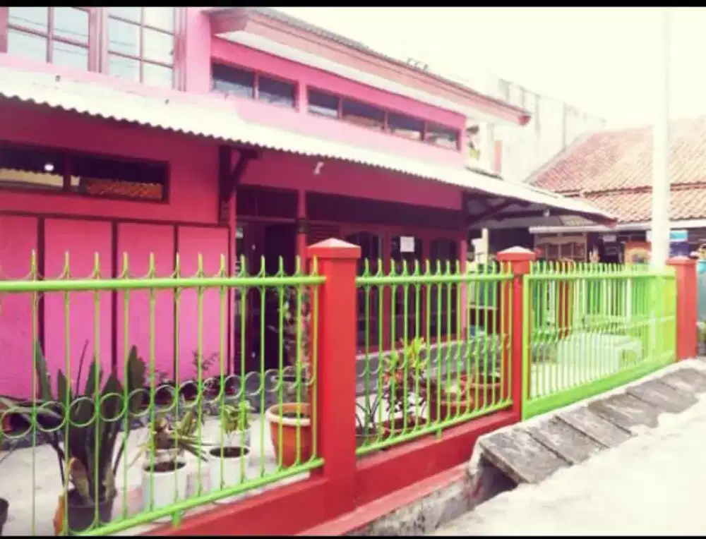 Di jual rumah murah dalam komplek antapani harga 600jtan