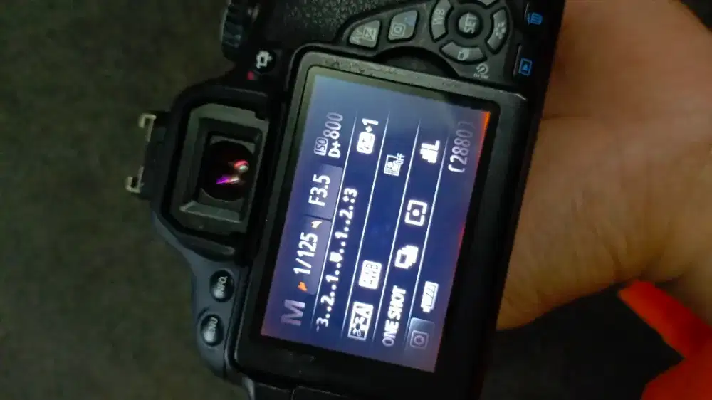 Canon kis /650d layar sentuh