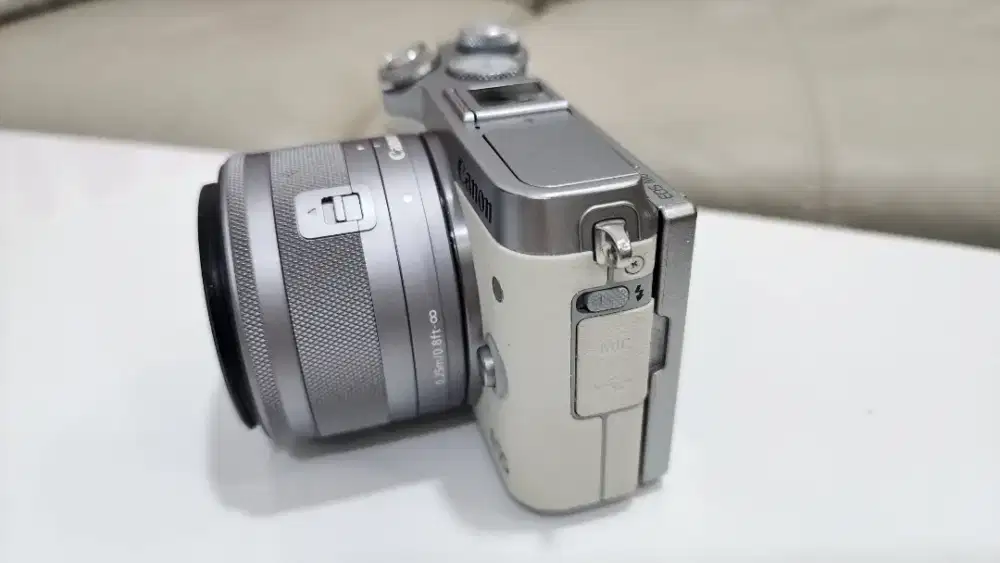 KAMERA CANON EOS M6 Lensa 15-45mm