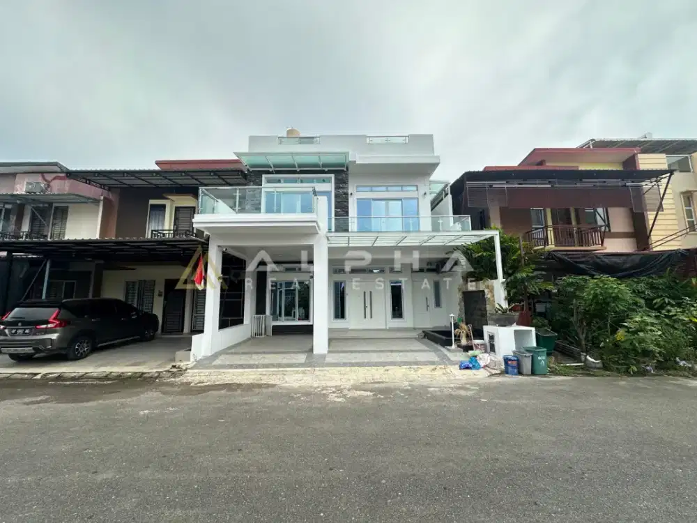 Dijual Rumah Mewah 3lantai Beverly Batam centre full renov
