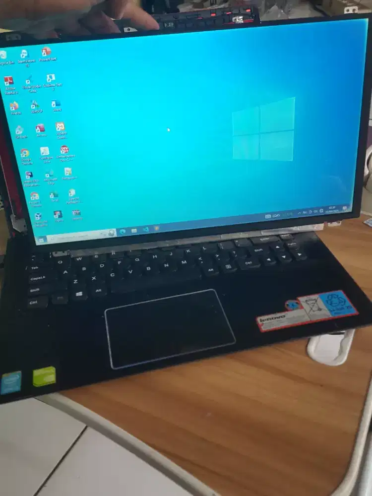 Led laptop 30 pin slim 15.6 minus putih dipinggir sdikit