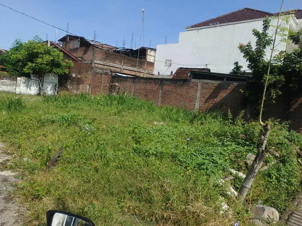 Tanah area semanggi, pasar kliwon