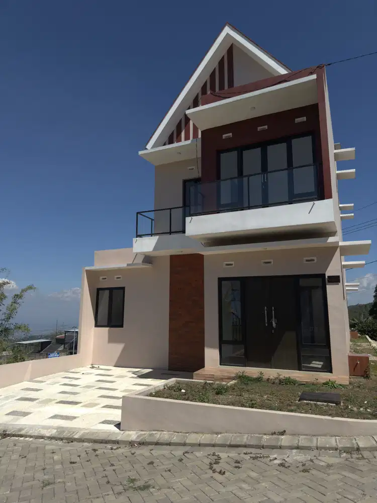 Villa Murah 2 Lantai View Pegunungan Free Furnish