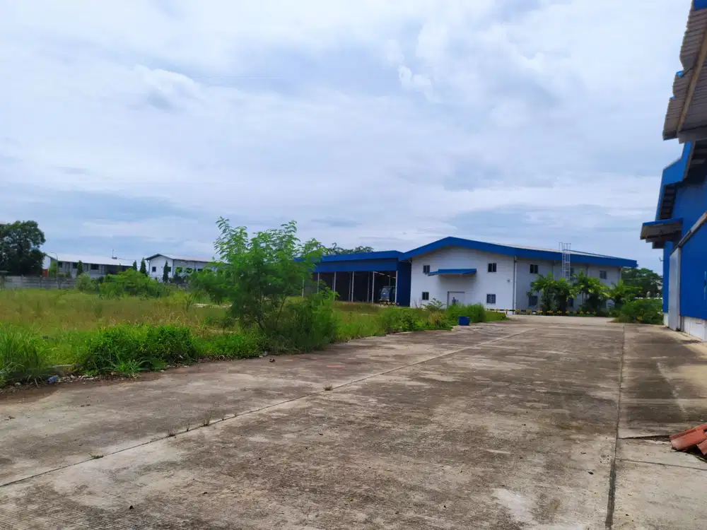Dijual tanah komersil 2,3 ha di Karawang