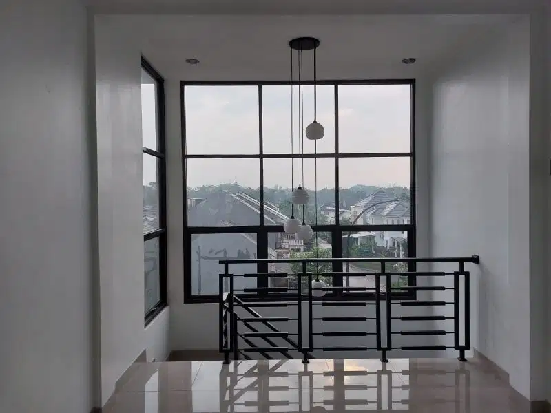 Rumah Cantik Siap Huni  3Lantai dalam Cluster Kota Wisata Cibubur