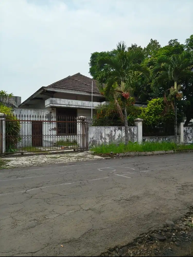 Dijual Rumah Dibawah Harga Pasaran Tanah Bukit Dieng Malang
