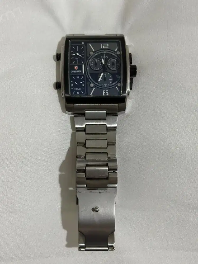 Preloved Expedition E6639M Triple Time Sporty