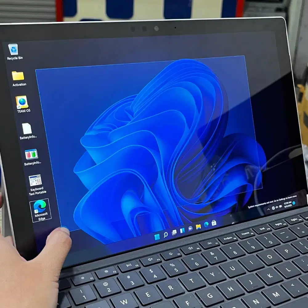 Promo Surface pro 2in1 core i5 ram 8gb ssd 256gb touchscren murah 2nd