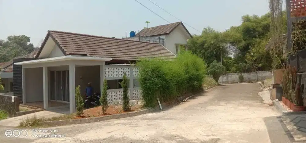Dijual Rumah Hunian Nyaman Komplek Taman Dhika di Jalan Lereng Cinere