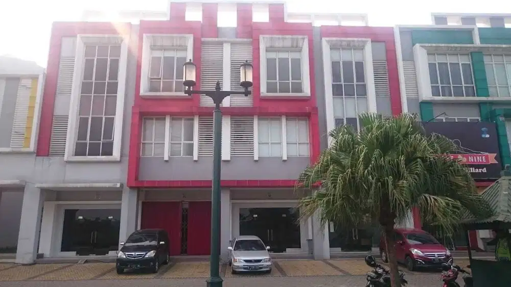 Ruko Komersial di Gading Serpong Darwin
