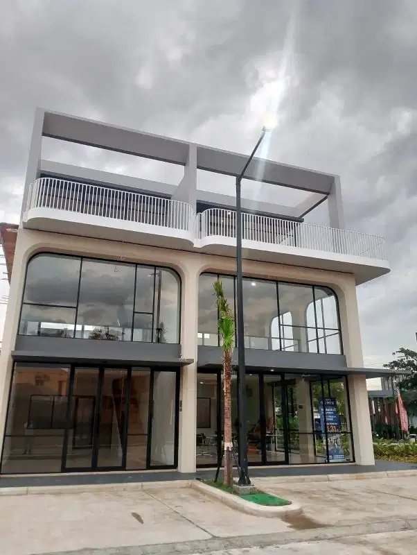 Ruko  Neo patio Lippo Cikarang