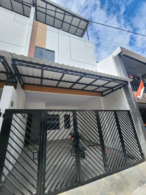 Di Jual  Rumah BARU, siap huni letak strategis