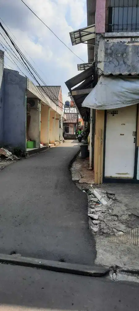 Disewakan rumah petak bagus dan murah di Jl Suliki Cempaka Jatibening