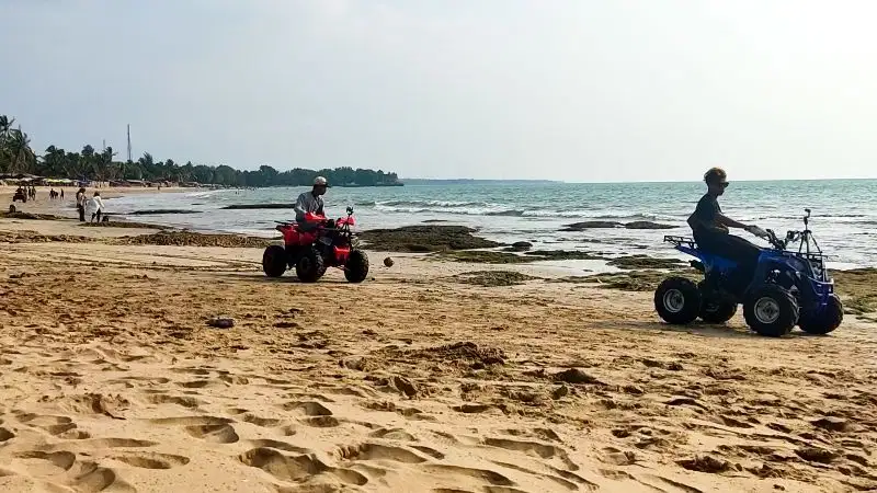 Dijual TERMURAH langsung pemilik tanah hadap pantai di Anyer