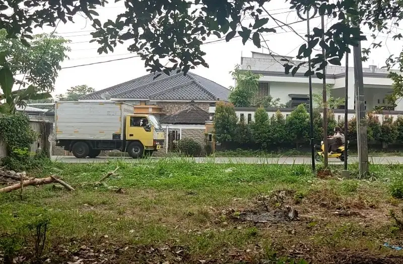Tanah Pinggir Jalan 927 m² SHM di Desa Babakan Ciseeng Bogor