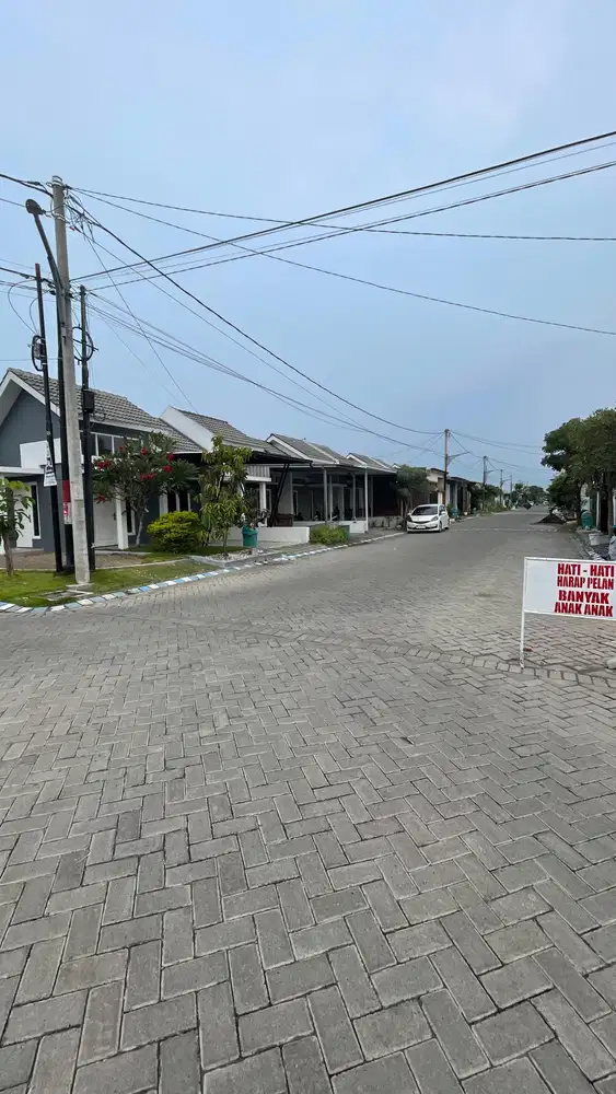 Rumah Cantik Harga 390 jt an di Sidoarjo Kota