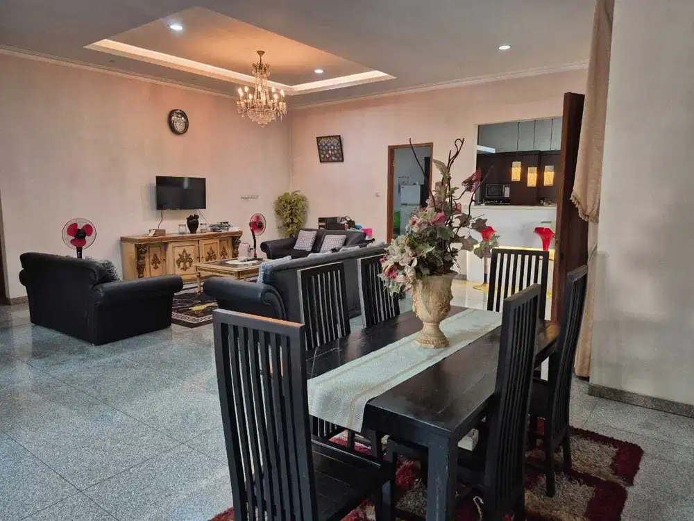 Rumah siap huni pantai indah kapuk jakarta utara