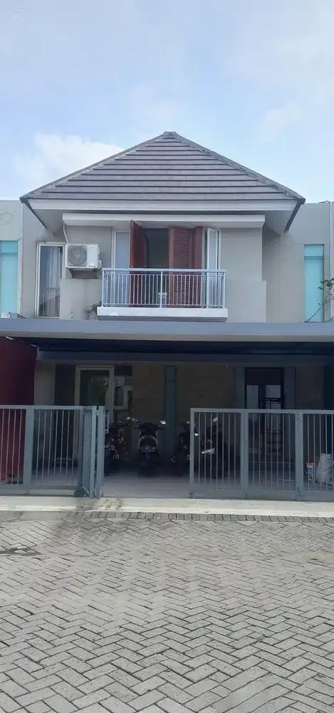 RUMAH SIAP HUNI, DEKAT PETRA ACYTIA