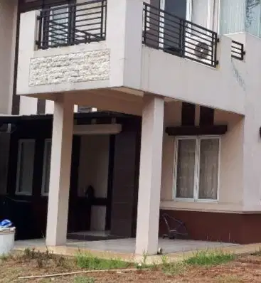 Rumah Murah Hoek Kuldesak Di Kota Wisata