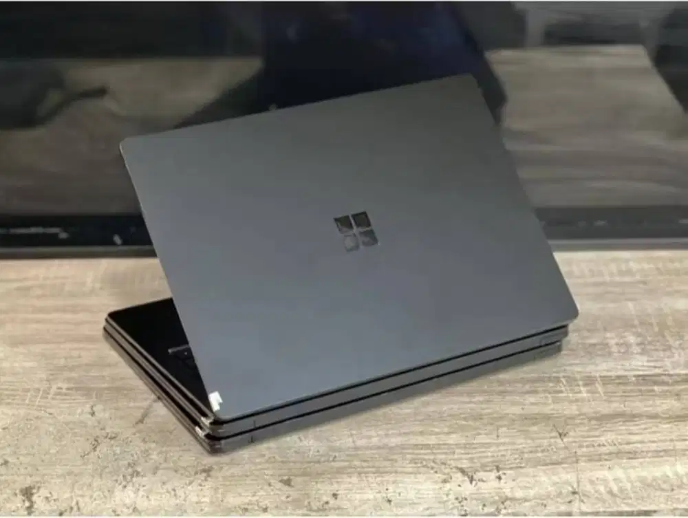 SALE surface Laptop3 core i7 gen10 ram 16gb ssd 256gb 2in1 touchscreen