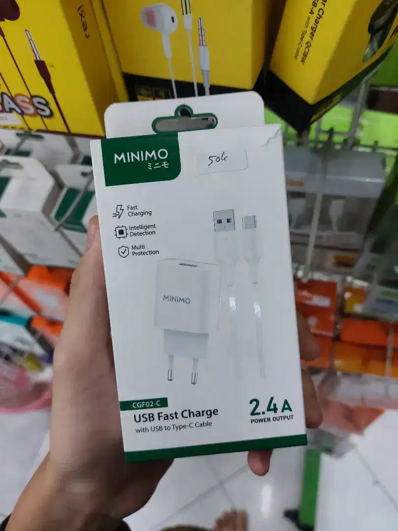 MINIMO CGF02-C USB Fast Charger dengan Kabel USB ke Type-C.