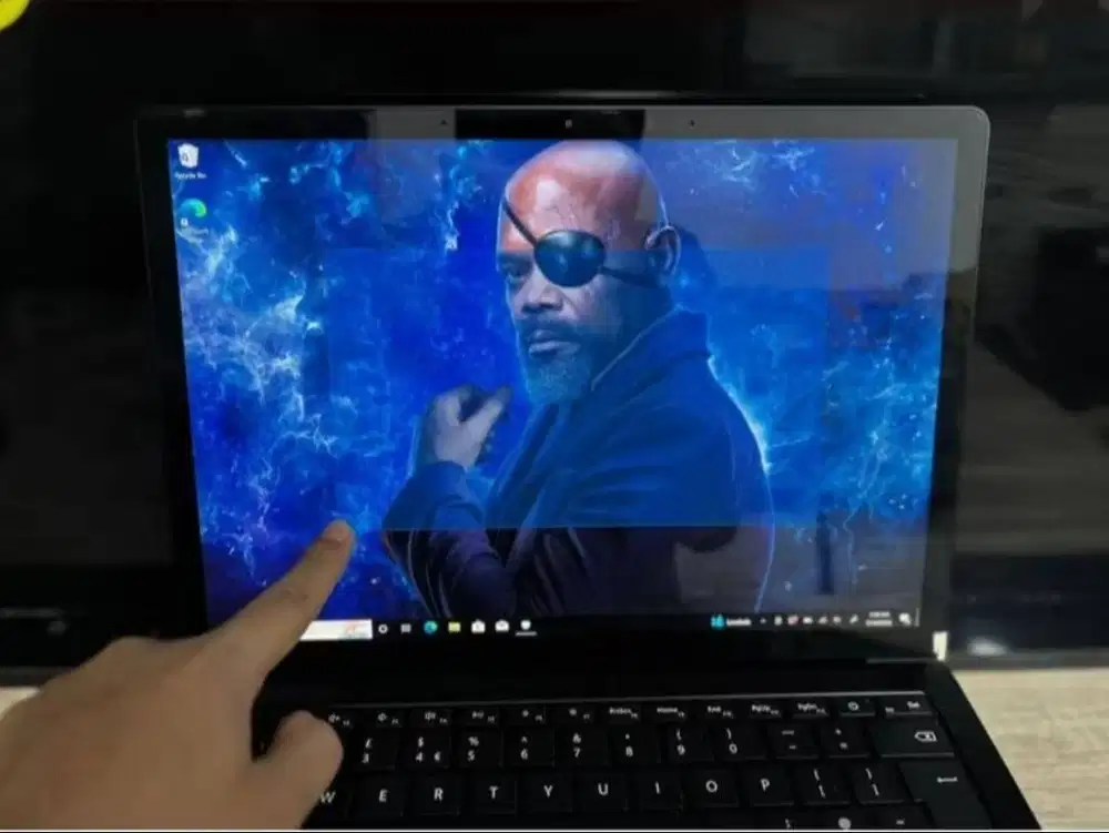 SALE surface laptop 3 core i7 gen10 ram 16gb ssd 256gb touchscreen