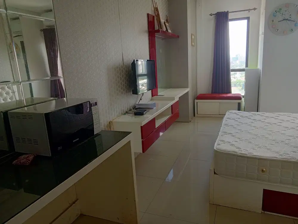 Disewakaan studio Full furnished Tamansari Semanggi