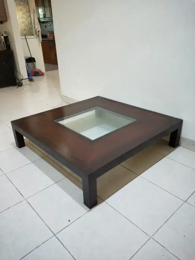 Meja tamu jati dan kaca