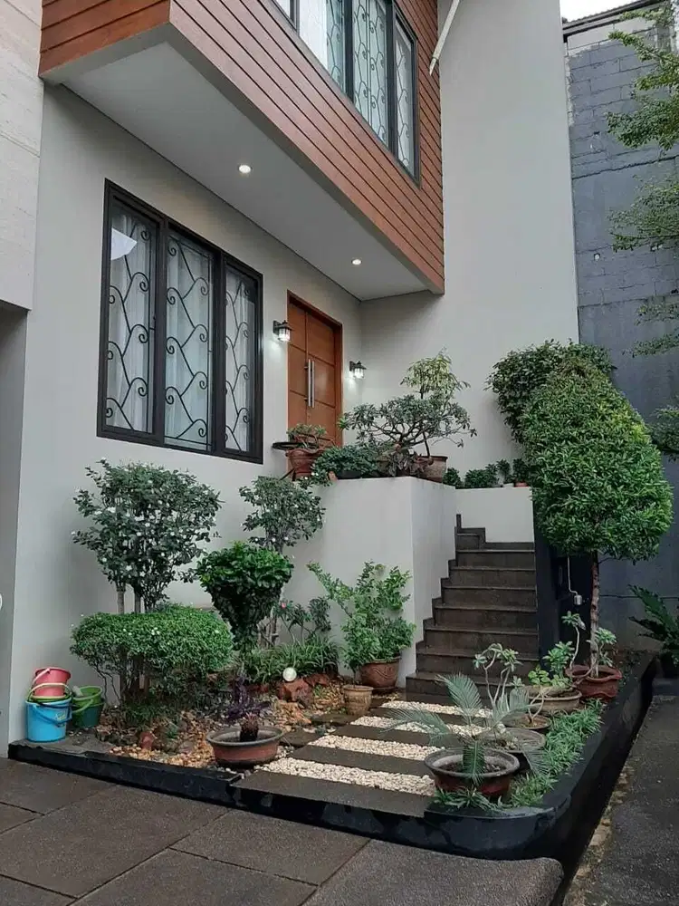 Rumah Dijual dalam Cluster Jl. Kenanga, Pondok Pinang, Jakarta Selatan