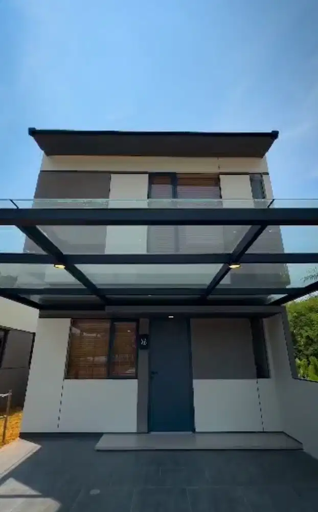 Rumah Keluarga di pusat kota Lippo Cikarang