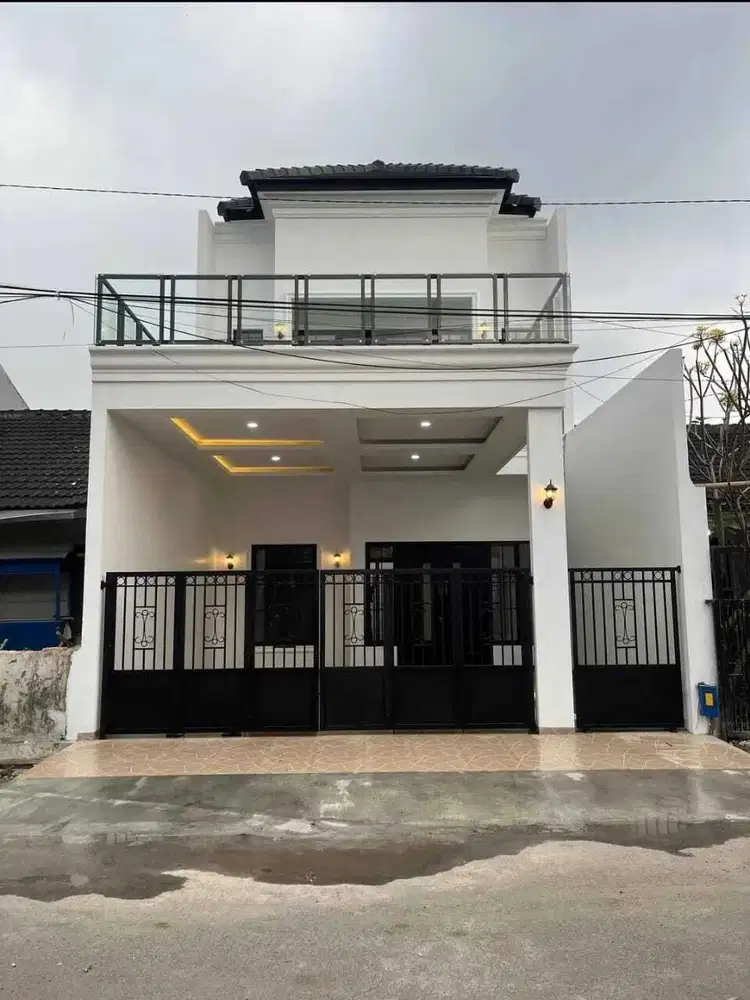 Jual rumah baru lantai 2 area sawojajar malang