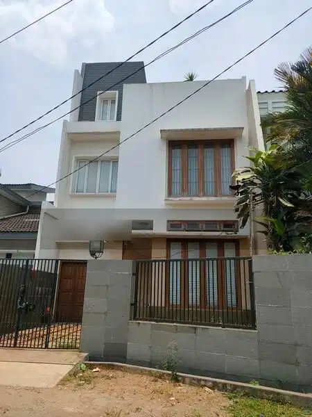 Rumah Mewah 3 lantai di Kavling Marinir, Pondok Kelapa