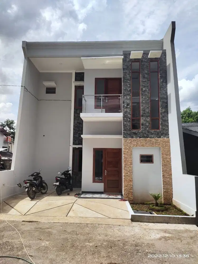 Dijual Cepat Rumah Baru 2 Lantai di Kampung Dukuh Kramat Jati JAKTIM