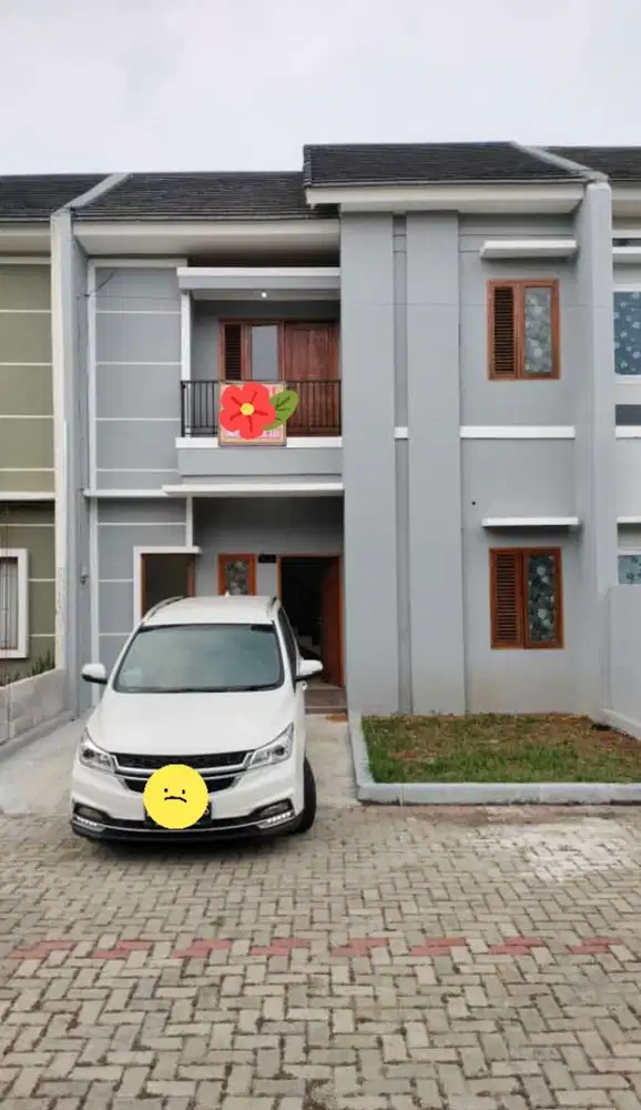 DIJUAL RUMAH SIAP HUNI 2 LANTAI DI CLUSTER  SAWANGAN