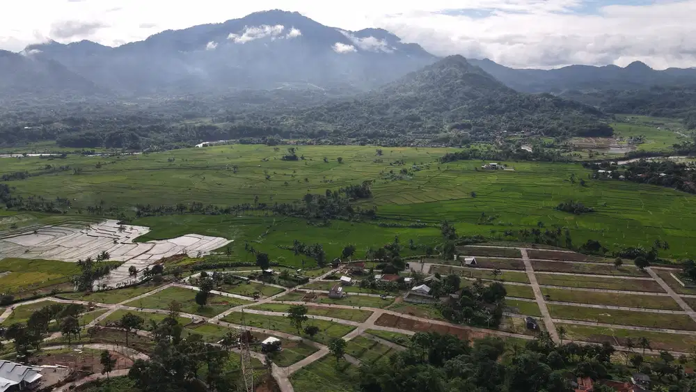 DIJUAL TANAH MURAH PINGGIR JALAN PROPINSI PEMANDANGAN INDAH