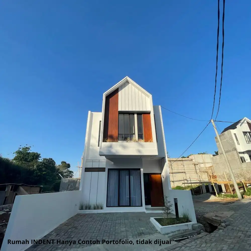 Rumah 2 Lantai di Padasuka dengan letak strategis