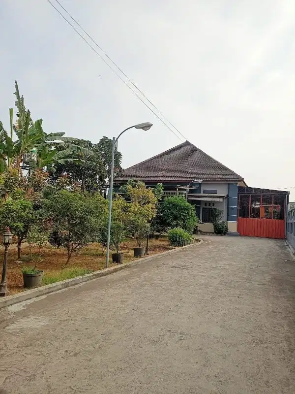 dijual rumah di sekarpuro