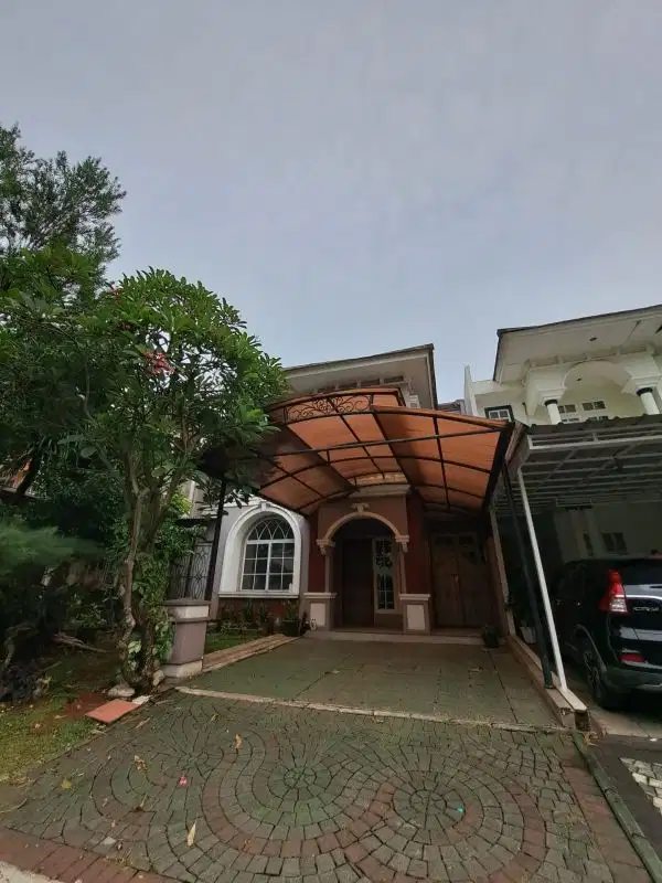 Rumah Cluster Terdepan di Jual di Kota Wisata