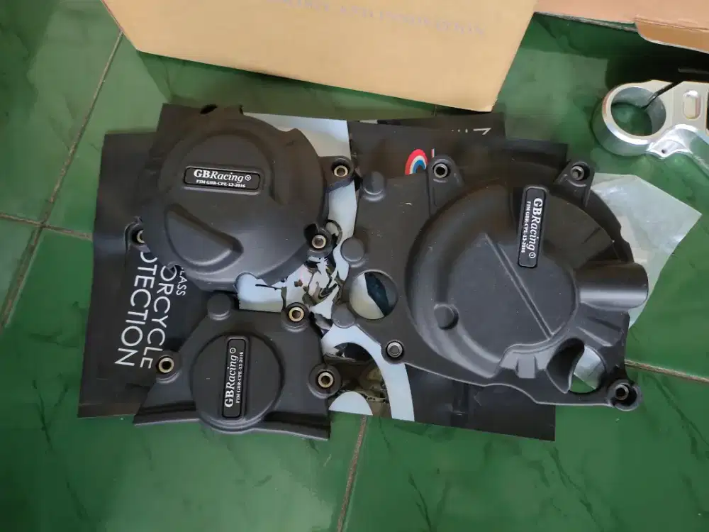 Cover engine GB Racing ZX25R