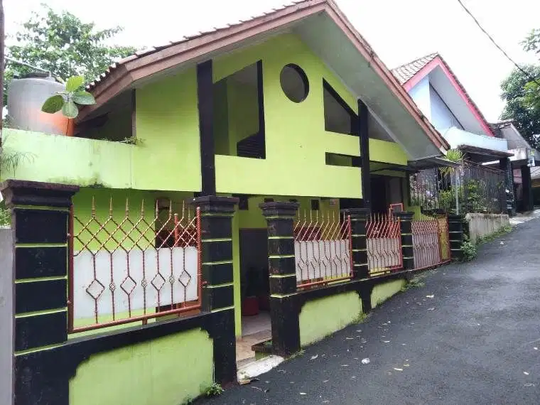 Jual Rumah Cantik Strategis di Lenteng Agung Jakarta Selatan