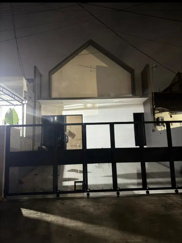 Rumah siap huni dalam perumahan di Mustika jaya Bekasi
