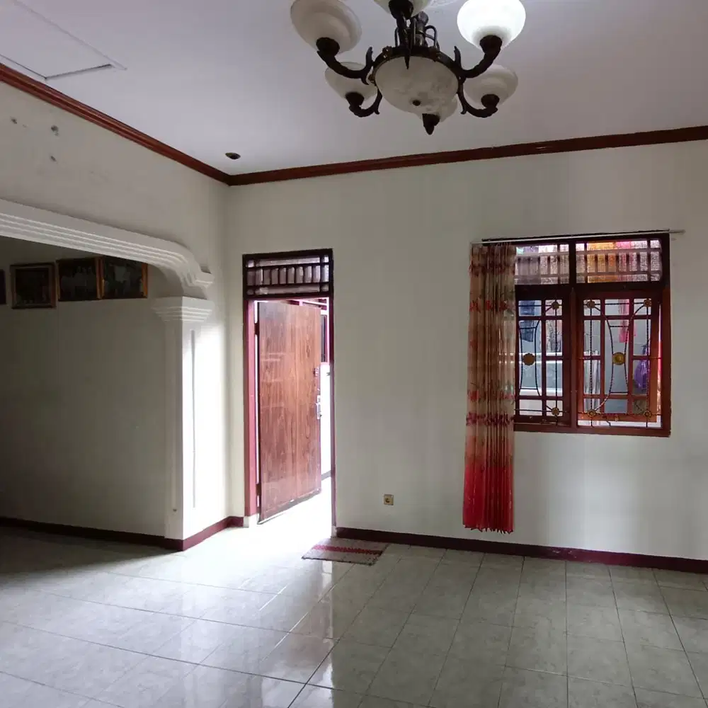 Dijual Cepat Rumah di Depok 4menit ke tol Juanda