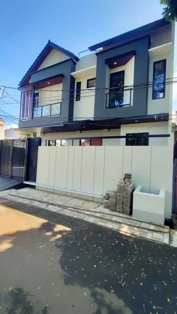 Dijual Rumah Baru 2 Lantai Siap Huni di BSD