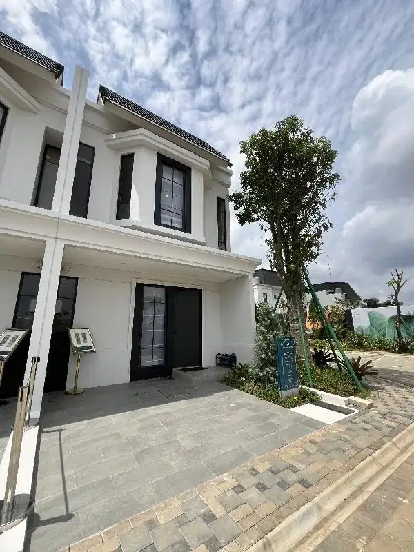 Citra Bintaro Breynia