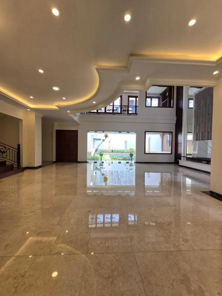 RUMAH BRAND NEW SIAP HUNI DI PONDOK INDAH