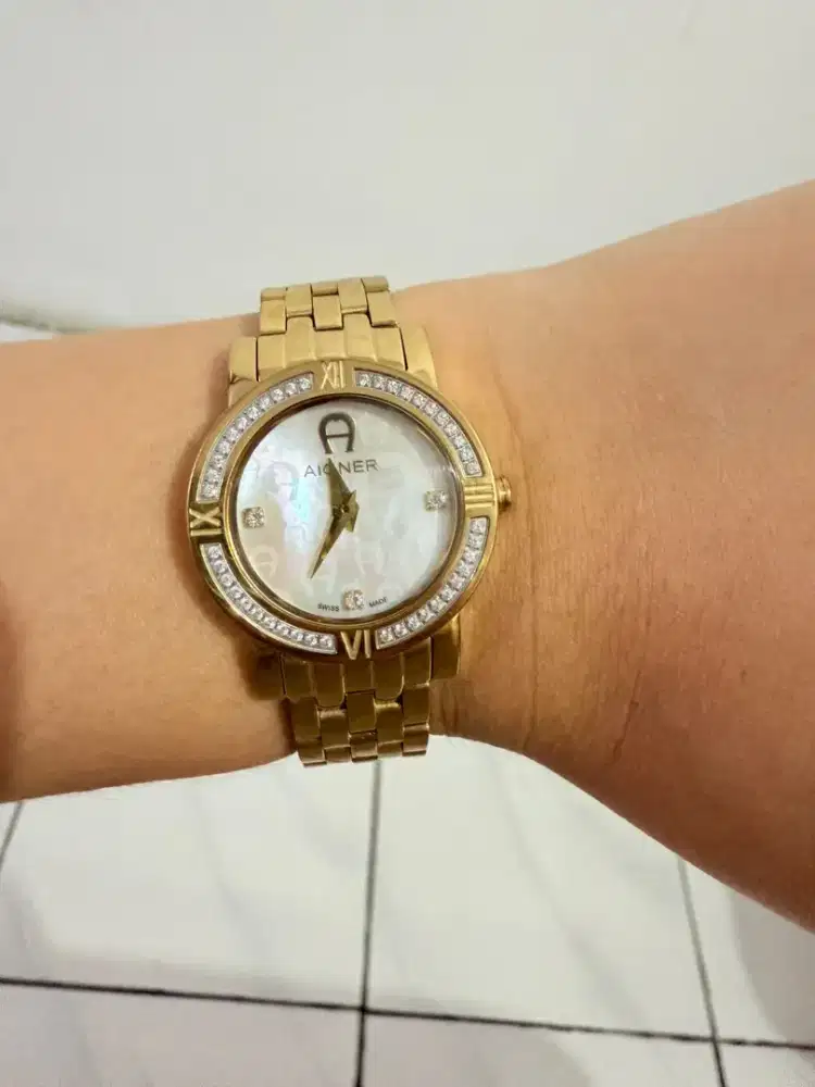 Jam Tangan Aigner Ragusa Gold