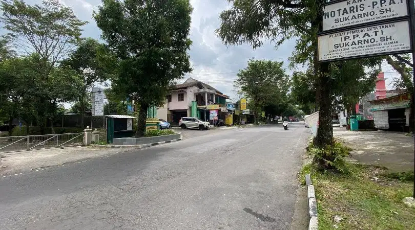 Tanah Pekarangann di Barat Kantor BPN Sleman