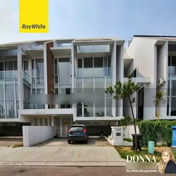 Rumah 3 lantai di Asera One east,Harapan Indah