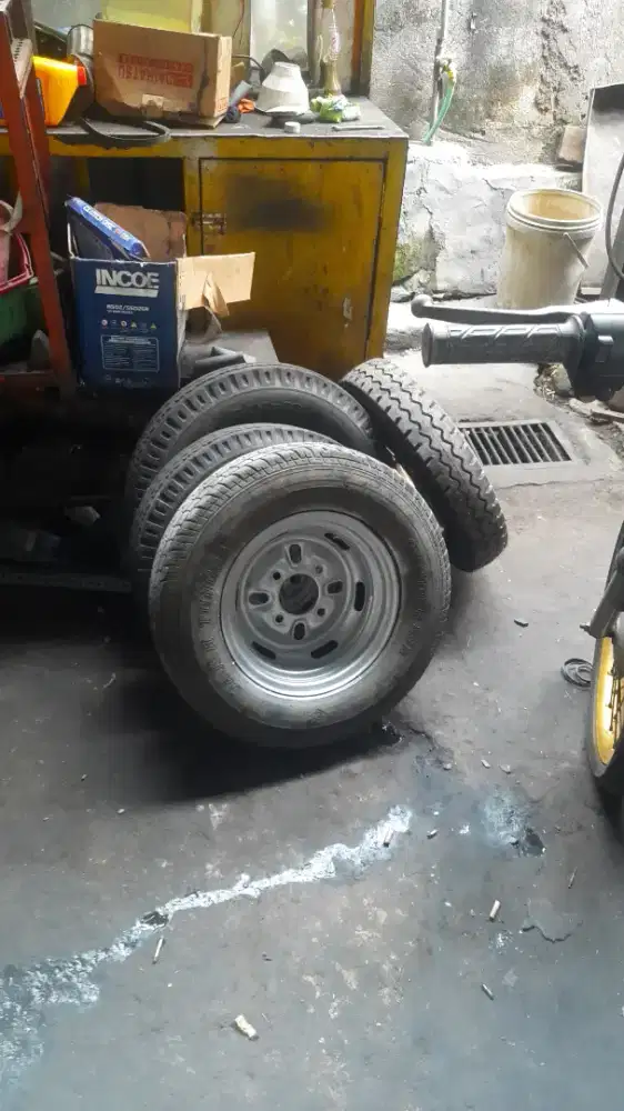 Ban Khusus motor Roda 3 untuk Viar, Tossa, jialing dll.